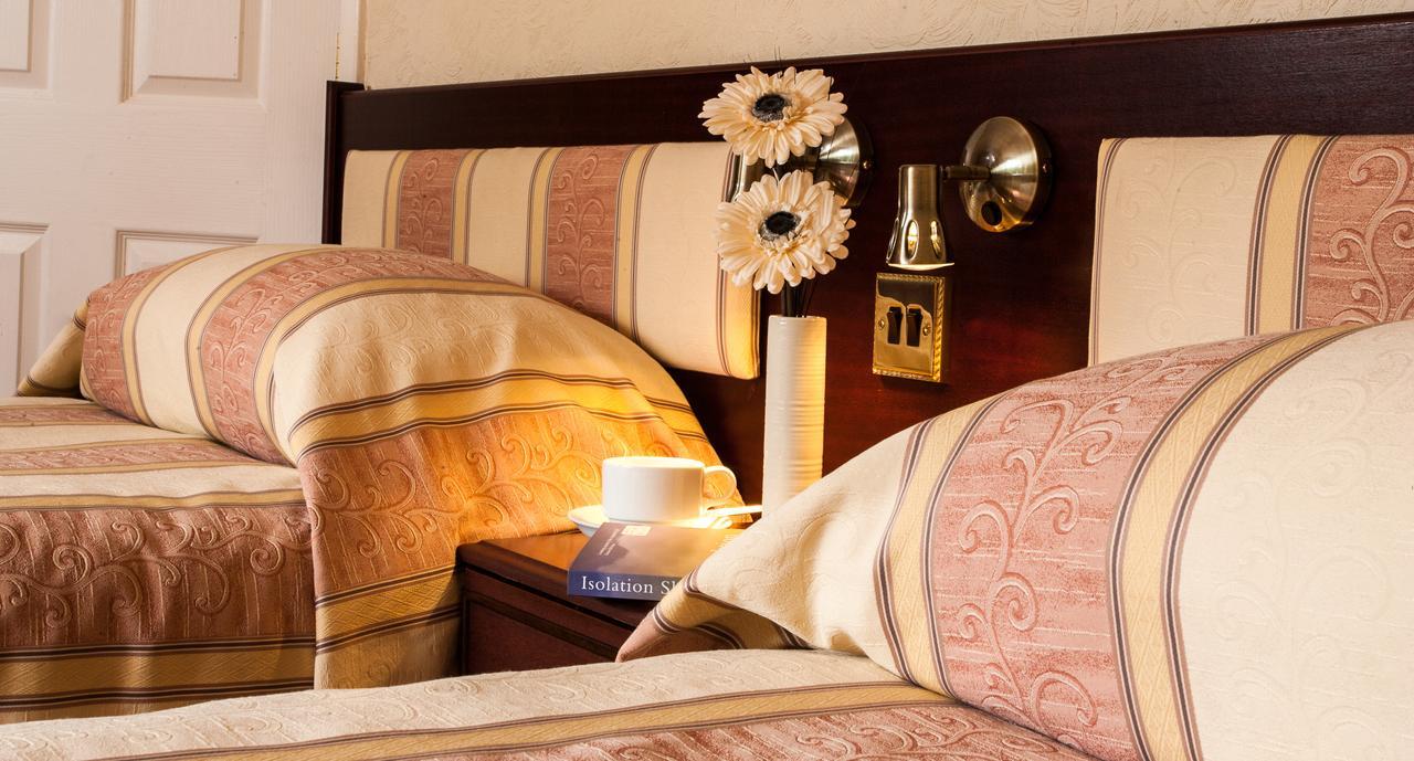 The Cnoc Hotel Struy Екстериор снимка