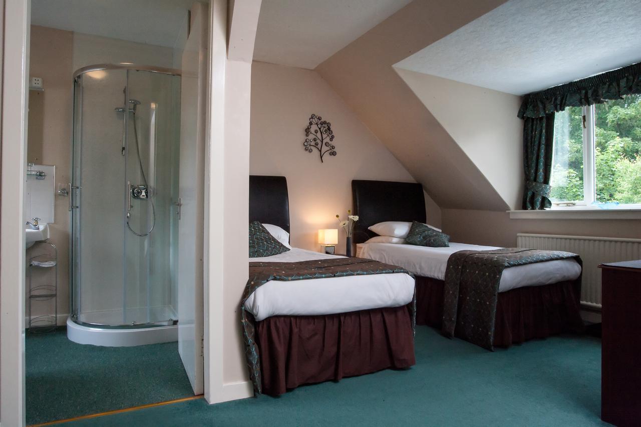 The Cnoc Hotel Struy Екстериор снимка